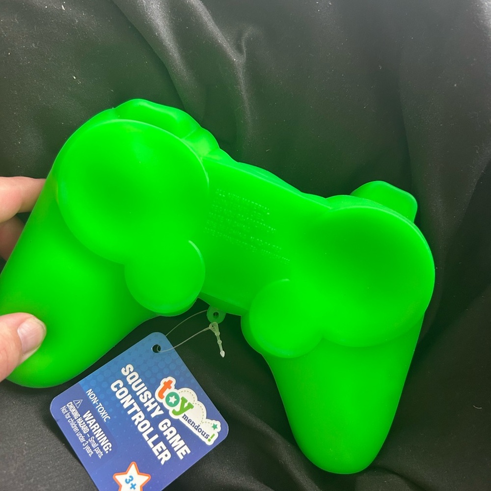 Toymendous squishy controller - Picture 2 of 2